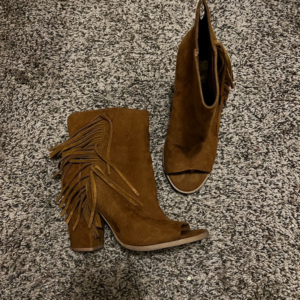 DV tan tassel booties